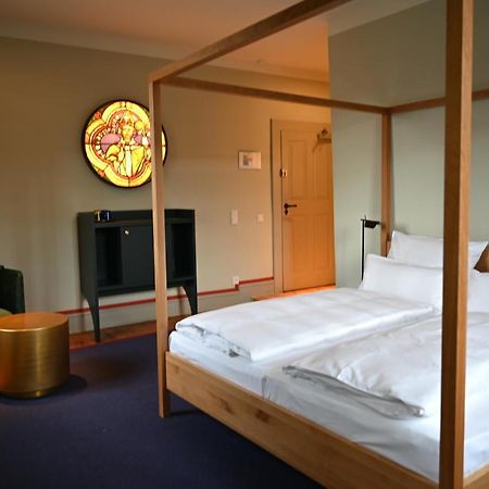 Pension Alter Bischofshof Наумбург Экстерьер фото