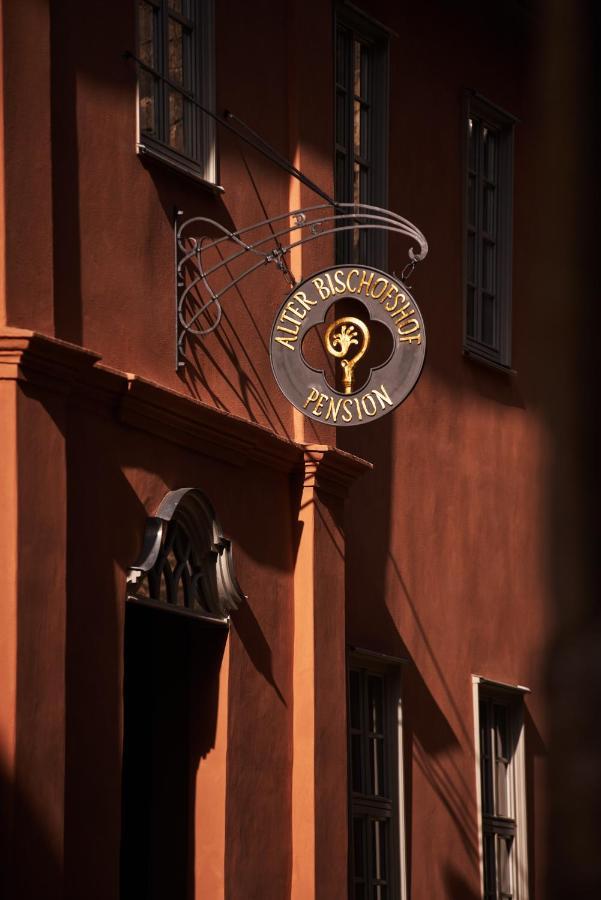 Pension Alter Bischofshof Наумбург Экстерьер фото